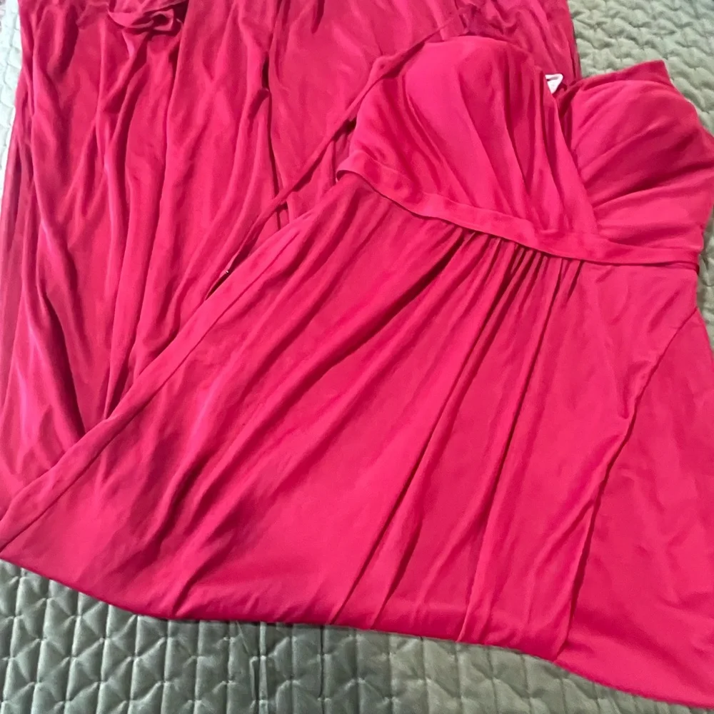 Azazie burgundy maroon maxi‎ dress spaghetti straps size 8A wedding bridesmaid